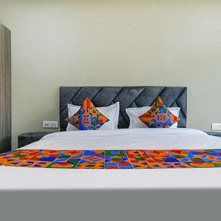 Fabhotel Classic Inn Индаур Экстерьер фото