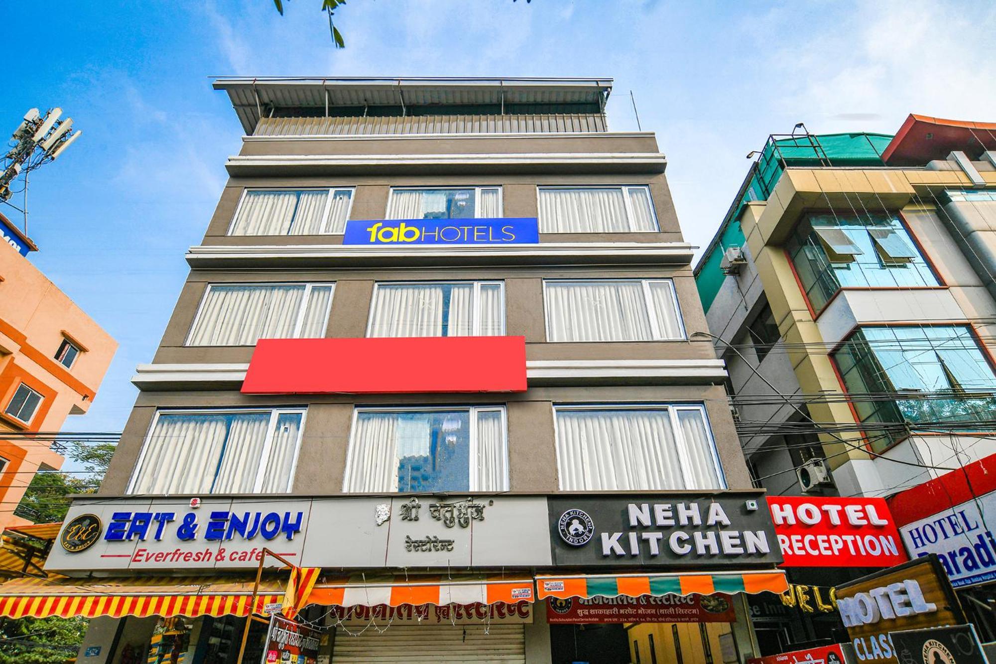 Fabhotel Classic Inn Индаур Экстерьер фото